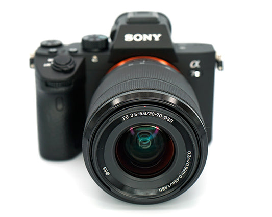 SONY α7 III　ILCE-7M3K（ズームレンズキット）