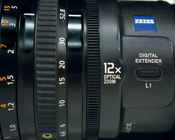 SONY HVR-Z7Jの詳細画像2